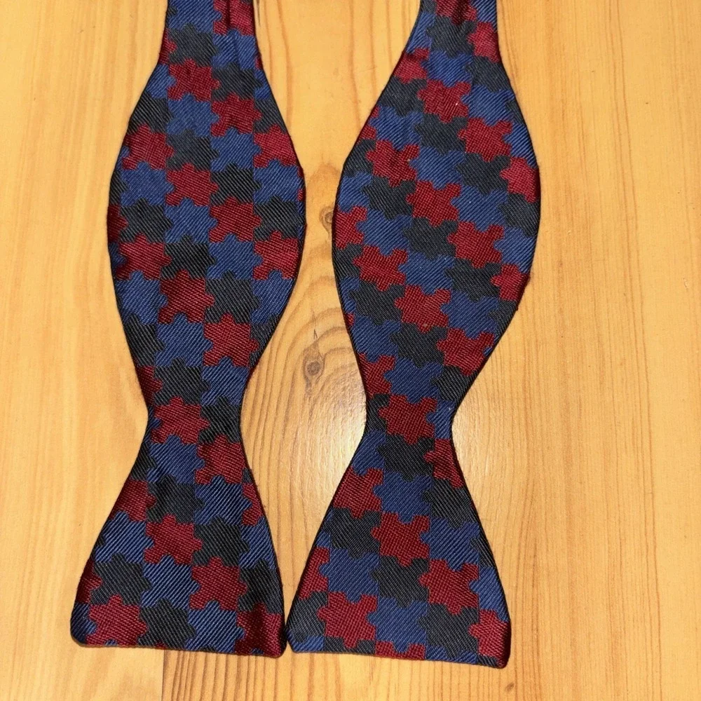 Silk Bow Tie Made In England Navy Red Black Puzzle Textured Self-Tie Adjustable